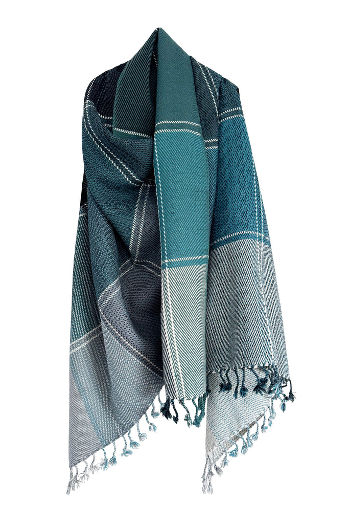 Plaid wool cape in shades of teal green | JULAHAS 